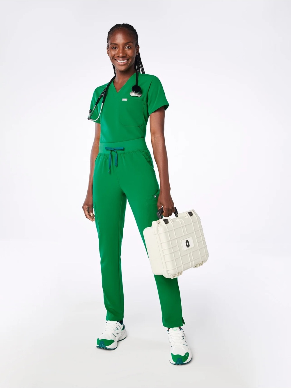 Figs High Waisted Yola Skinny Scrub Pants in Evergreen Size: XS